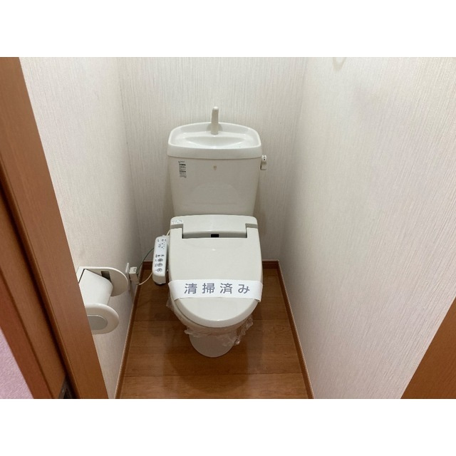 シンプルで使いやすいトイレです