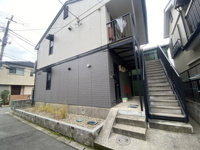 清潔なエントランスです