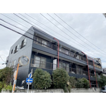 落ち着いた雰囲気の外観です