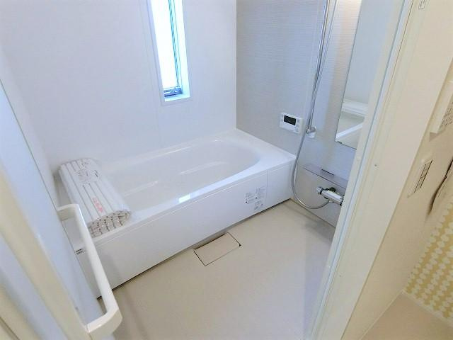 ゆったり過ごせるお風呂です
