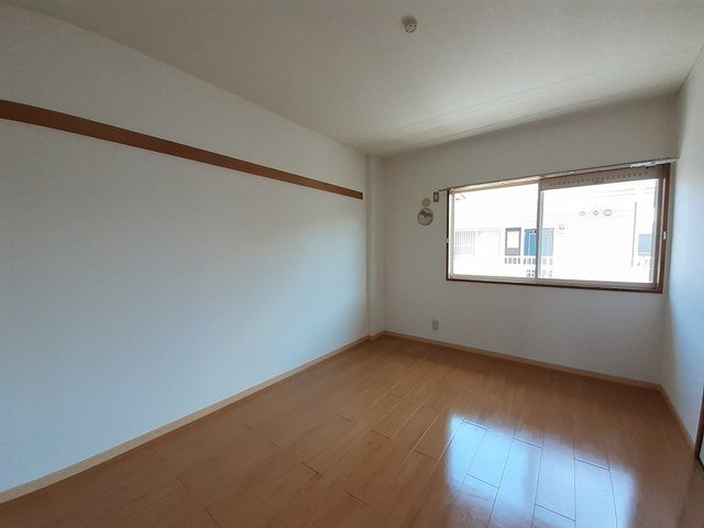 中はこのようになっています