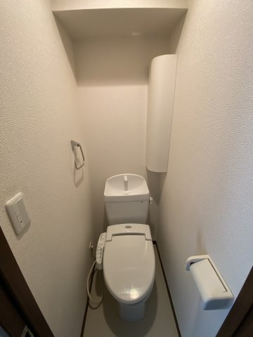 シンプルで使いやすいトイレです