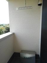 落ち着いた時間を過ごせるバルコニーです