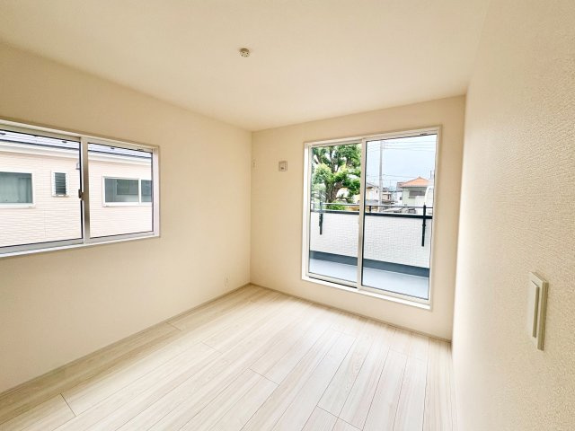 《仲介手数料半額》狭山市南入曽　新築戸建　全１棟　の洋室|洋室5.25帖