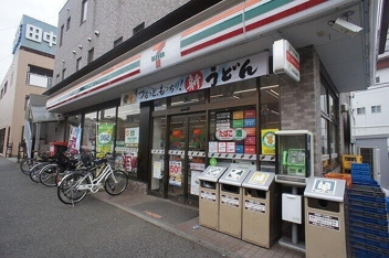 セブンイレブンまで130m