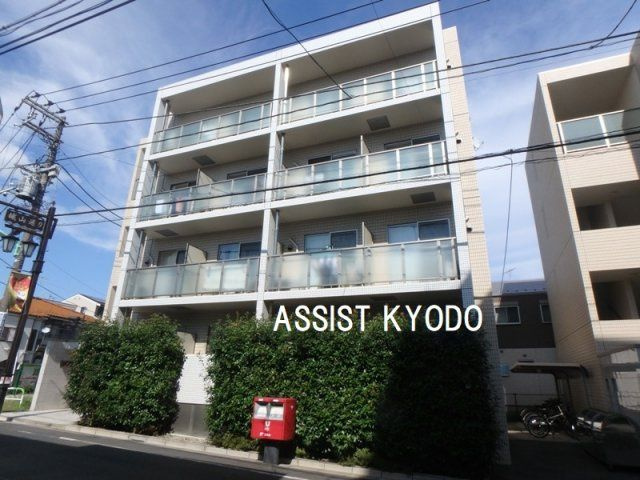 ベルク城山弐番館の外観
