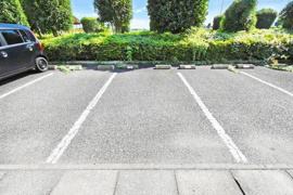駐車場に車を止められます