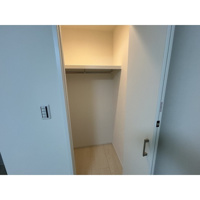 内装は落ち着いています