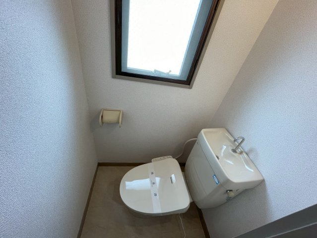落ち着いたトイレです