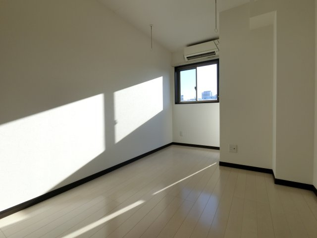 寿マンションの居間・リビング|※反転タイプ