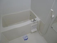 ゆったり過ごせるお風呂です