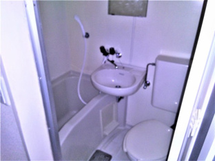 落ち着いた空間のお風呂です