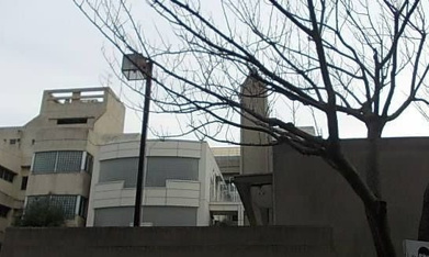東俣野小学校まで614m