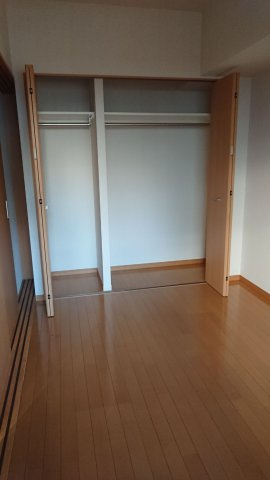 シャンティスミヨシの洋室