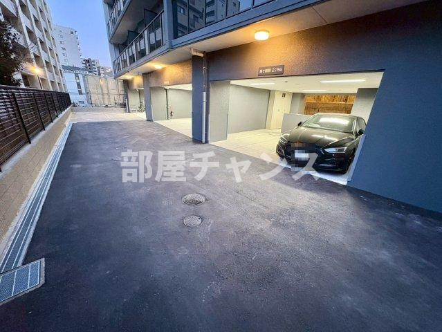 エステムコート名古屋上前津の駐車場