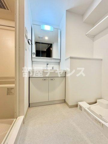 エステムコート名古屋上前津の独立洗面台