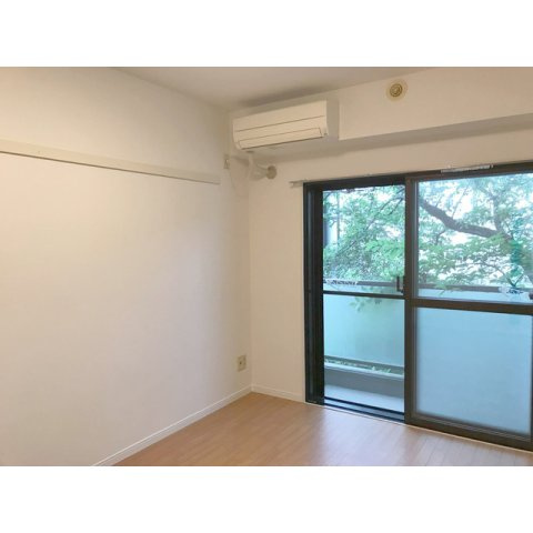 ゆったりとした居間です
