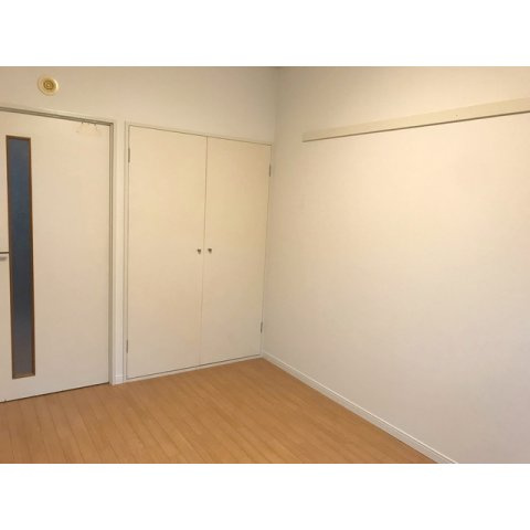 こちらの居間で趣味の時間をお楽しみください