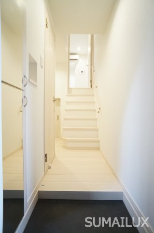 熊本市中央区琴平本町のアパートの玄関