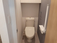 コンパクトで使いやすいトイレです