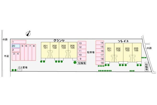 ソレイユの駐車場