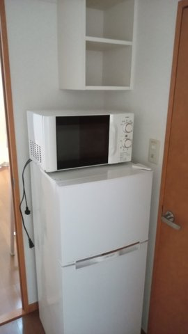 家電（冷蔵庫・電子レンジ）