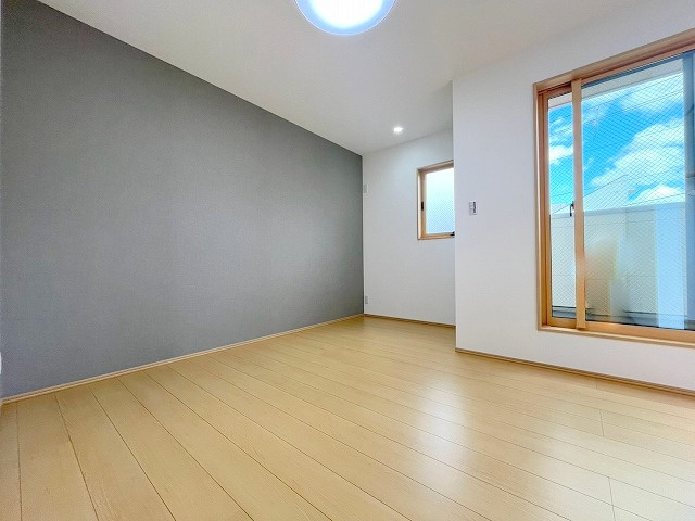 淀川区東三国２丁目25-13　貸戸建ての居間・リビング