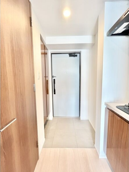 S-RESIDENCE堀田Northの玄関