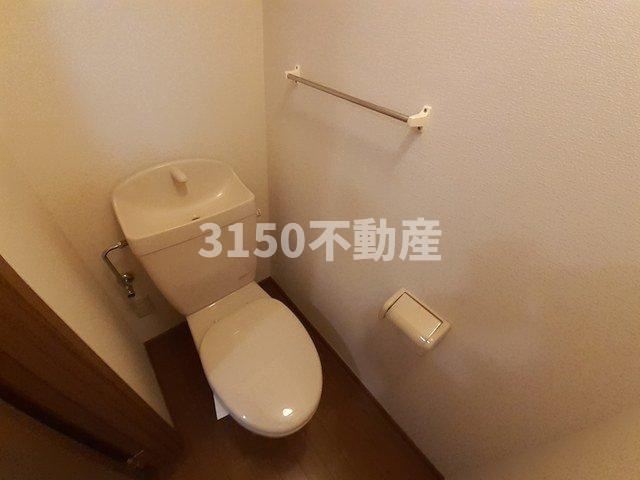 パルテールＢのトイレ|清潔感のあるトイレです