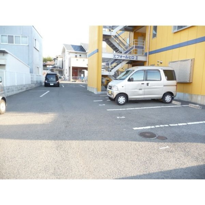 【駐車場】 | エフォールヒロⅡ
