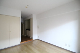 スタンダードな洋室です