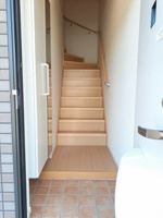 シンプルで使いやすい玄関です