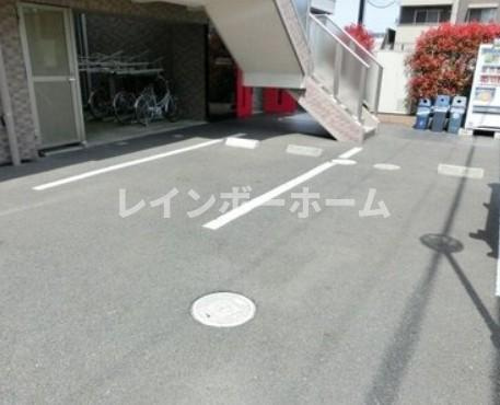 ラグジュアリーガーデン東松戸の駐車場|駐車場があります