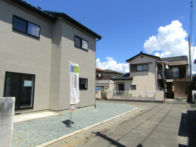 【前面道路含む現地写真】 | 【再生住宅】石和町唐柏 | 前面道路含む現地写真です