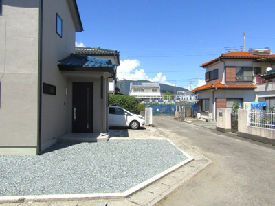 【駐車場】 | 【再生住宅】石和町唐柏 | カースペースがあります