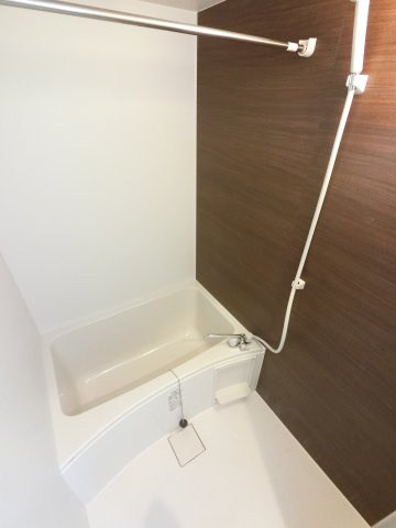 アンブラッセ要町の浴室