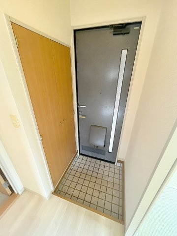 ルミナス矢賀　B棟の玄関