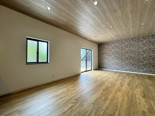 大字小野田中古一戸建て②の居間・リビング
