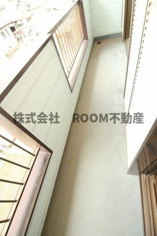 本村住宅のバルコニー|広々としたバルコニーです