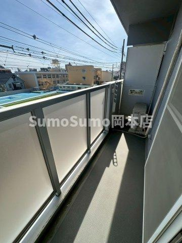 ユーコート岡本のバルコニー