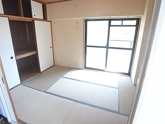 尼崎市南武庫之荘４丁目の賃貸マンションの和室