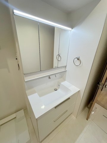 VILLA HAKUYOの洗面所