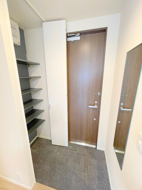 京　Ｍａｉｓｏｎ　Ⅱの玄関