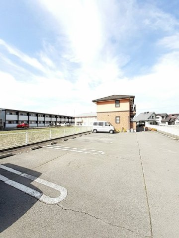 【駐車場】 | ラ　シャンテ