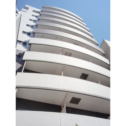 ラルジュマノワールの外観