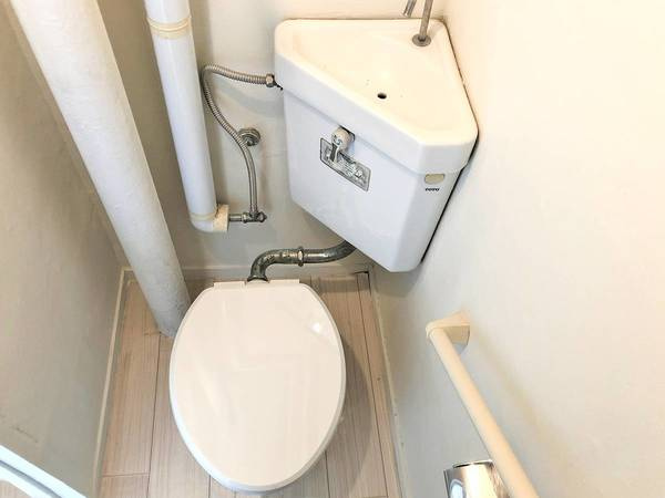 ビレッジハウス根岸2号棟のトイレ|ビレッジハウスの同一物件・同一タイプの間取りの写真です