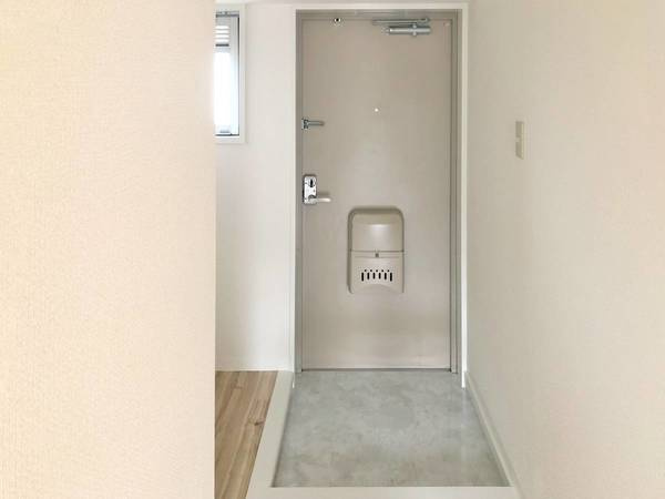 ビレッジハウス善部2号棟の玄関|ビレッジハウスの同一物件・同一タイプの間取りの写真です
