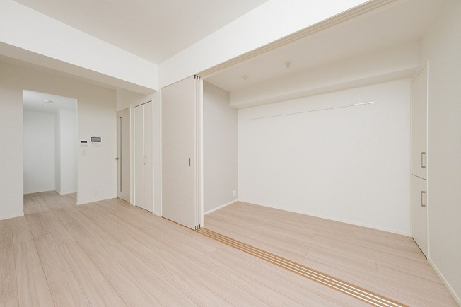 【居間・リビング】 | 新品家具付きマンション下呉服町23(KaGood福岡)