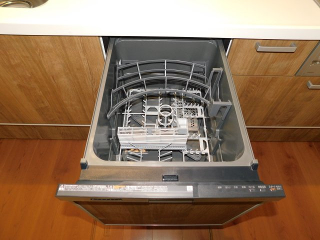 名古屋市中川区打出１丁目の新築一戸建のキッチン|◇食洗機◇　　家事の時短になる便利な食洗機付き♪　（施工例）