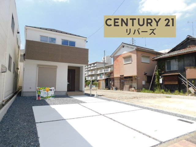 名古屋市中川区打出１丁目の新築一戸建の前面道路含む現地写真|◇２号棟◇　　いつでもご案内致します♪（お問合せ当日、平日、水曜、夜間でもＯＫ）　長期優良住宅！　敷地４４．７５坪！　駐車最大４台ＯＫ（コンパクトカー含む）　リビング２３．０帖！　庭スペース付き♪